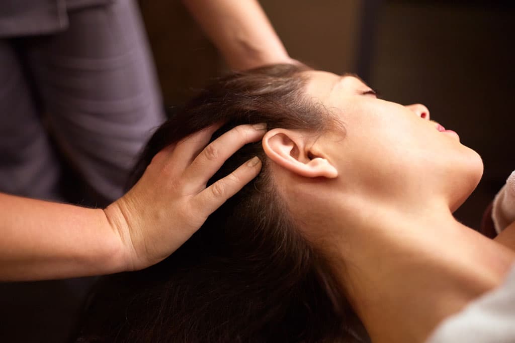 Acupuntura oreja en Cuntis